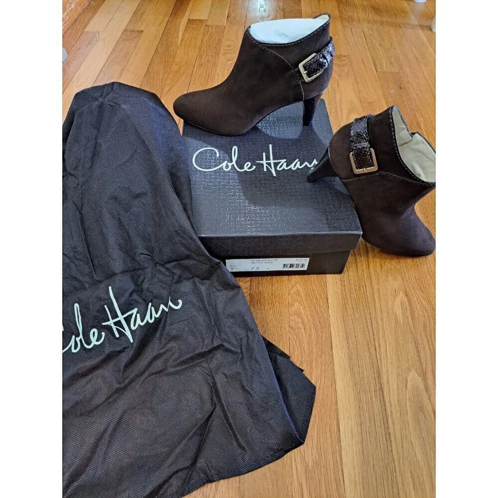 Cole Haan Women's Brown Suede Bootie D29196 In Box Duster Bag Business Academia - Picture 1 of 12